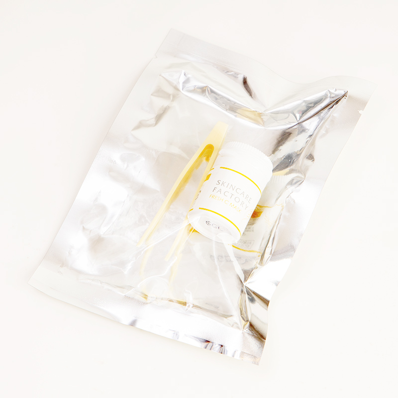 美容パック × 付録